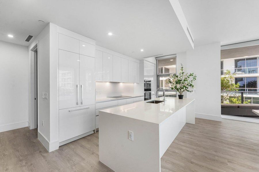 011-220LakeShoreDrive-702-LakePark-FL-33 011-220LakeShoreDrive-702-LakePark-FL-33