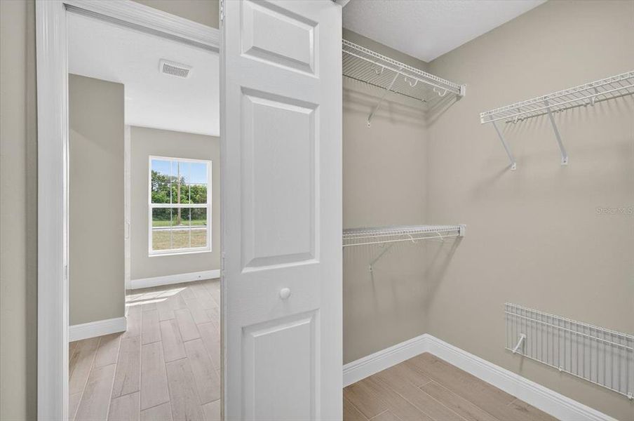 Furnished interior view inside a new home in , Spring Hill (Image 13).