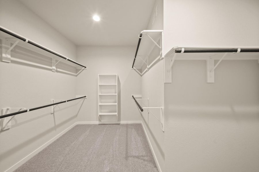 Spacious, unfurnished interior of a new home in Barton Creek Ranch, Conroe (Image 18). Spacious, unfurnished interior of a new home in Barton Creek Ranch, Conroe (Image 18).