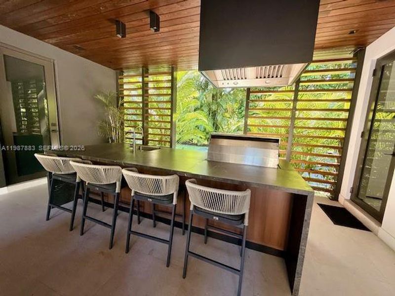 Exterior details and patio area of a home in , Pinecrest (Image 26).