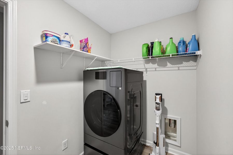 Furnished interior view inside a new home in , Middleburg (Image 28). Furnished interior view inside a new home in , Middleburg (Image 28).