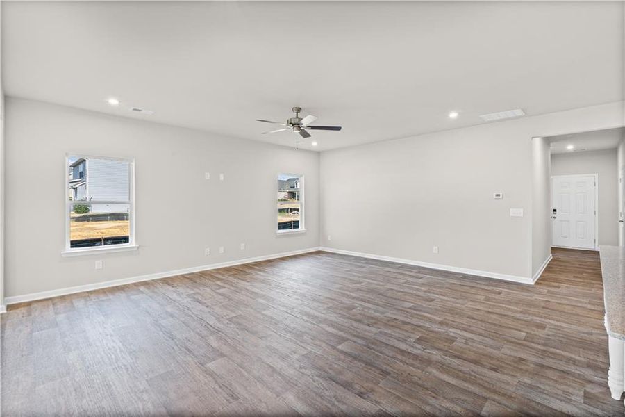 Spacious, unfurnished interior of a new home in Maple Village, Adairsville (Image 31).
