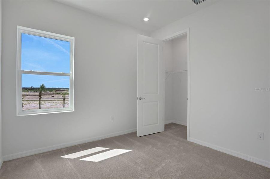 Spacious, unfurnished interior of a new home in Turnleaf, Punta Gorda (Image 17).
