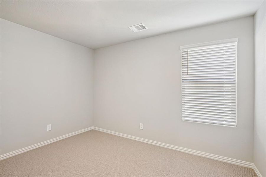 Spacious, unfurnished interior of a new home in Windmore, Princeton (Image 36).