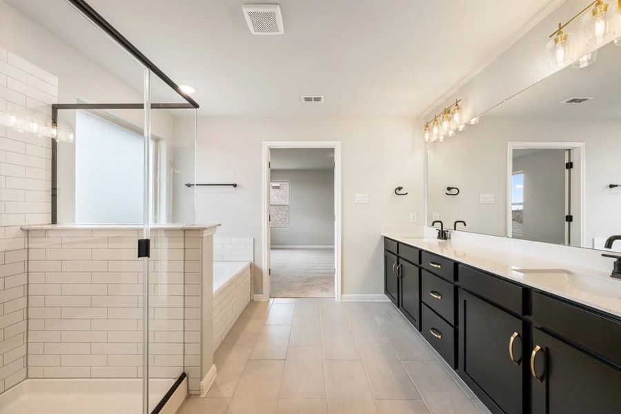 Furnished interior view inside a new home in Patterson Ranch, Georgetown (Image 14).