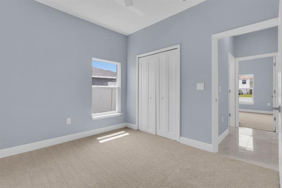 Spacious, unfurnished interior of a new home in , Kissimmee (Image 14).