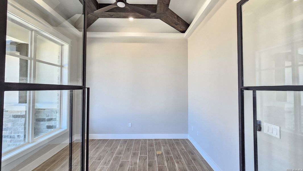 Spacious, unfurnished interior of a new home in , Adkins (Image 41).