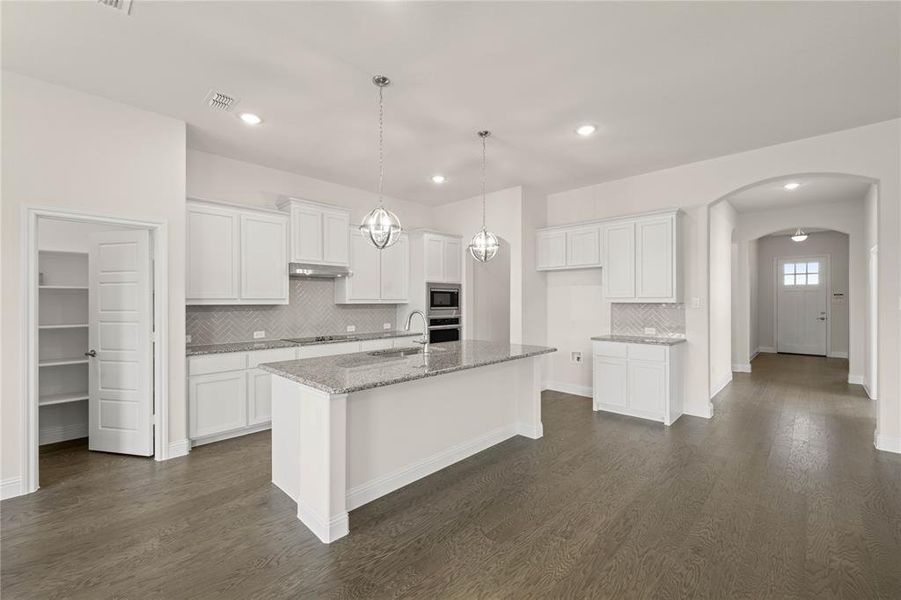 709 Seahawk- Kitchen-2 709 Seahawk- Kitchen-2