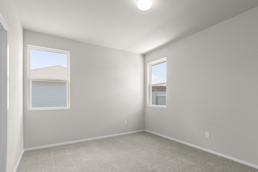 Spacious, unfurnished interior of a new home in Casetta Ranch, Kyle (Image 14).