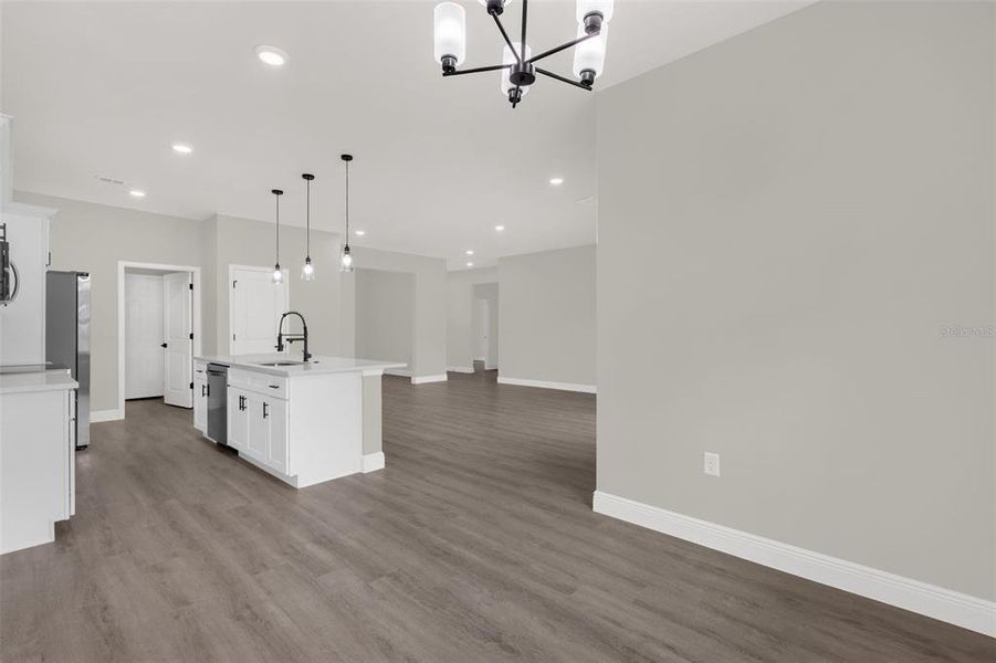 Spacious, unfurnished interior of a new home in , Ocala (Image 16).