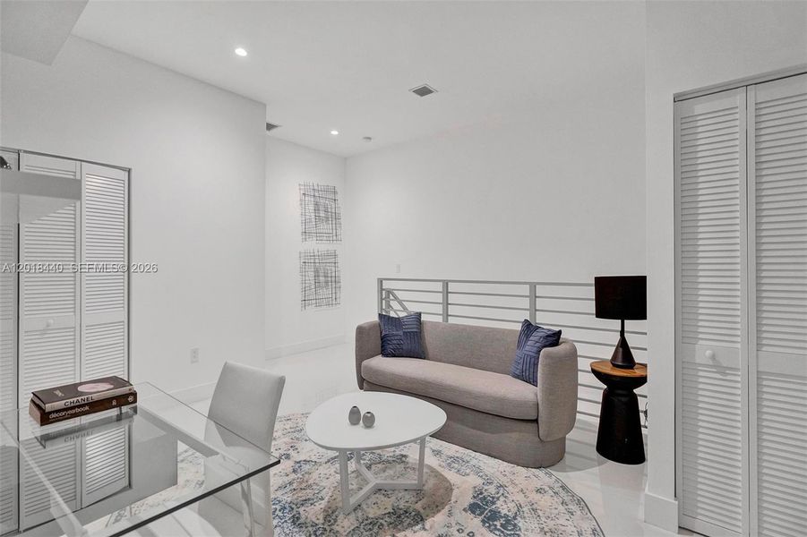 Furnished interior view inside a new home in , Fort Lauderdale (Image 13).