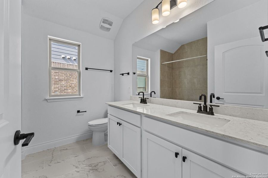 Furnished interior view inside a new home in Davis Ranch, San Antonio (Image 8). Furnished interior view inside a new home in Davis Ranch, San Antonio (Image 8).