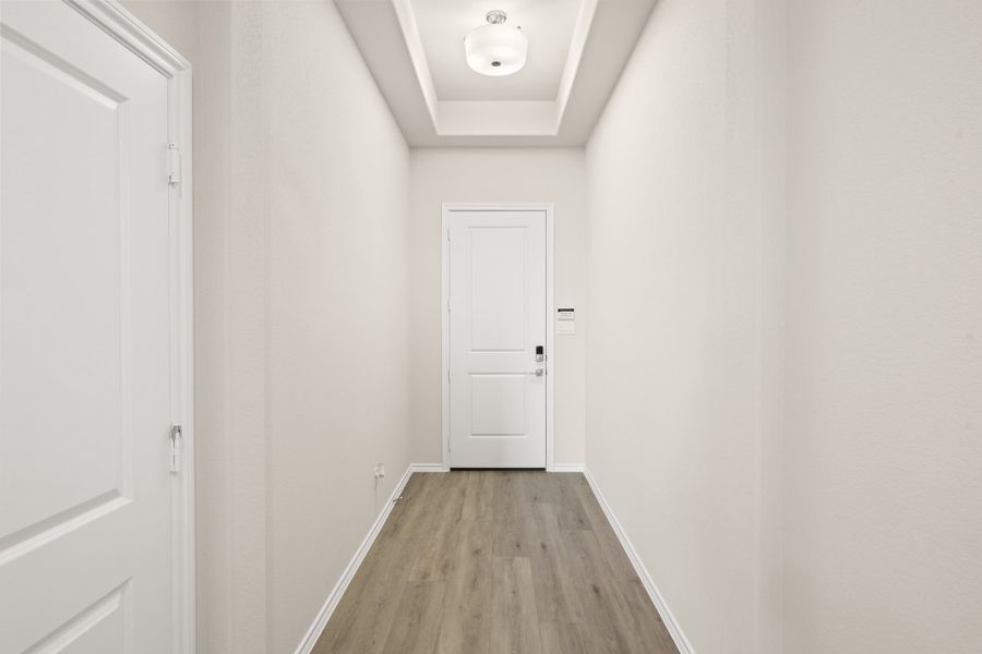 Spacious, unfurnished interior of a new home in Hunters Ridge, Crowley (Image 14).