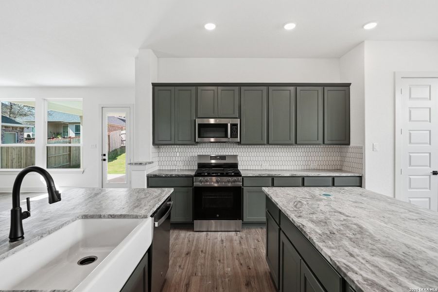 Furnished interior view inside a new home in Buffalo Crossing, Cibolo (Image 12).