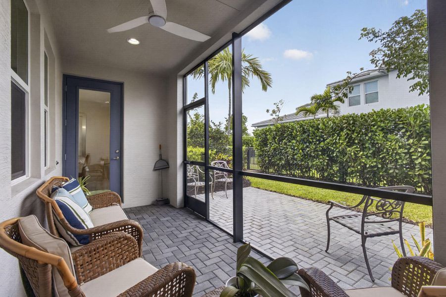 Screened in Lanai Screened in Lanai