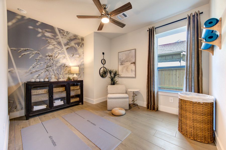 Representative furnished interior of a home built from the Somerset by Beazer Homes in Jubilee, Hockley (Image 16).
