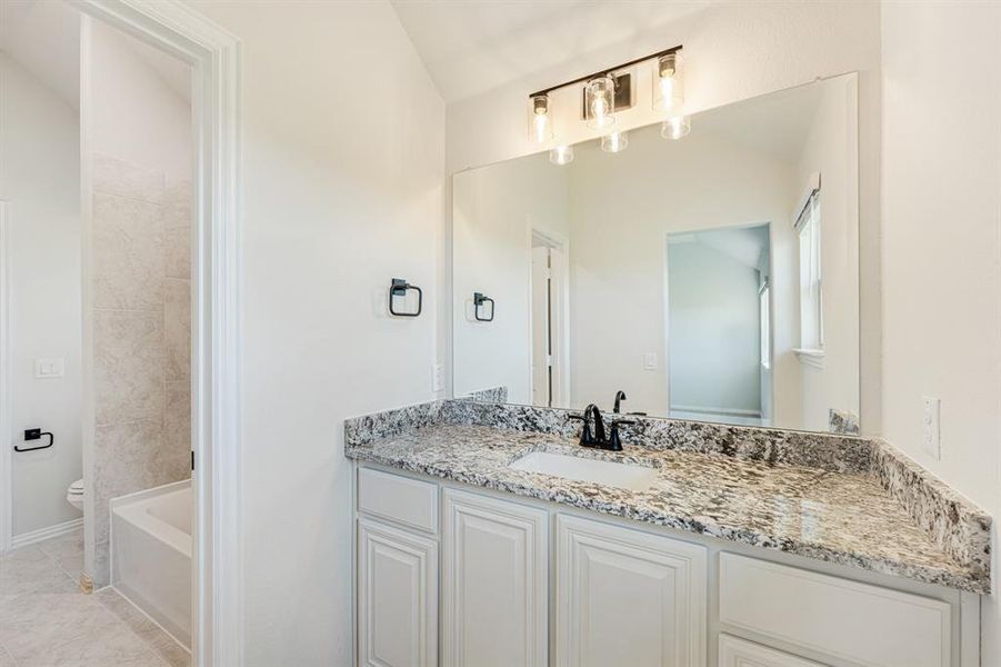 Furnished interior view inside a new home in Abe's Landing, Granbury (Image 13). Furnished interior view inside a new home in Abe's Landing, Granbury (Image 13).