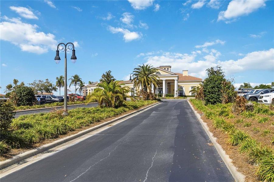 Image 50 of a home in Providence.