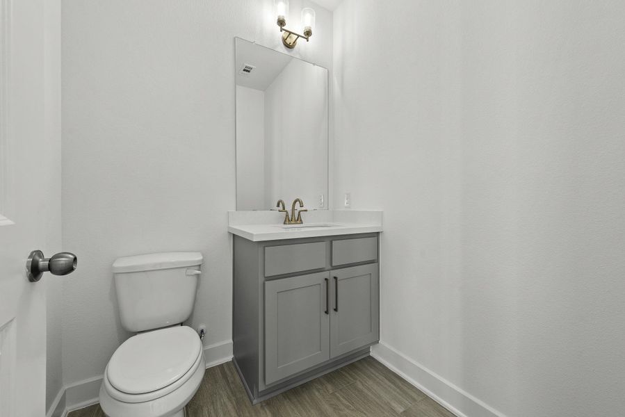 Representative image. Features, specifications, selections and colors may vary.