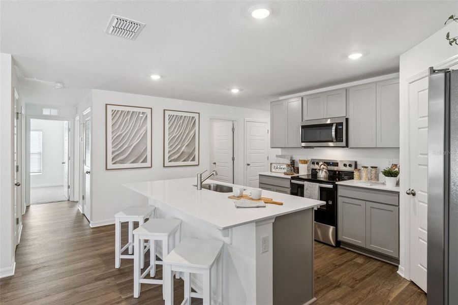 Furnished interior view inside a new home in Bradbury Creek, Haines City (Image 12).