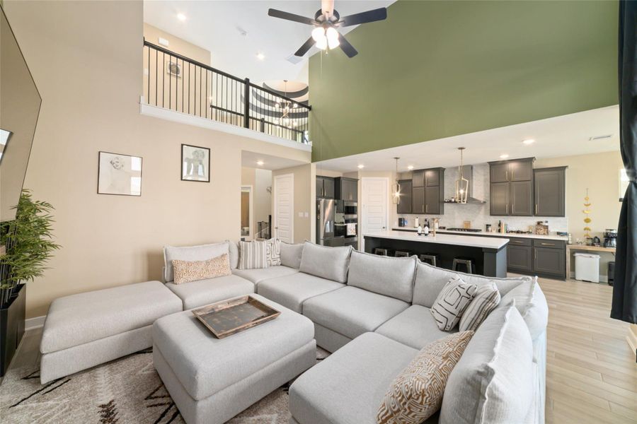 Furnished interior view inside a new home in Sunterra (Katy ISD), Katy (Image 25). Furnished interior view inside a new home in Sunterra (Katy ISD), Katy (Image 25).