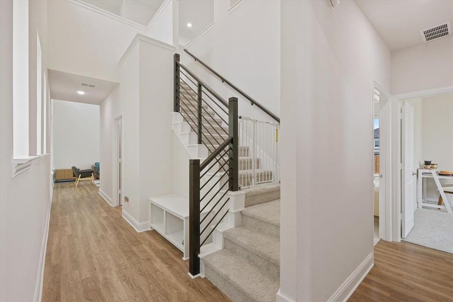 Spacious, unfurnished interior of a new home in Symmetry 37s, Frisco (Image 27).