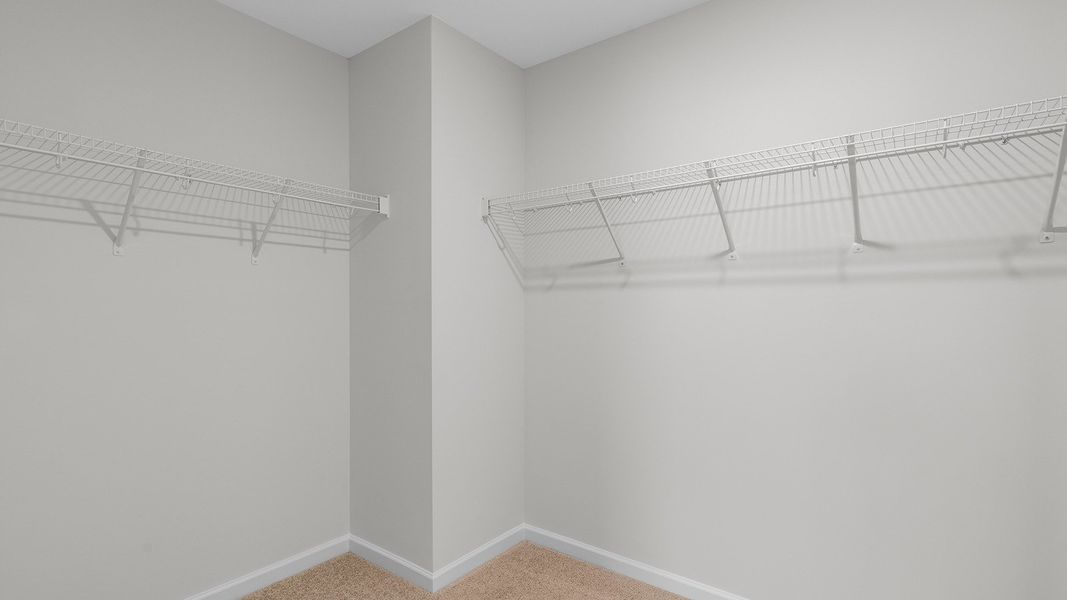 Spacious, unfurnished interior of a new home in Country Creek, Lexington (Image 26).
