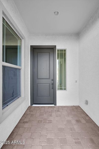 7639 W Remuda Drive ~ Ready Now!