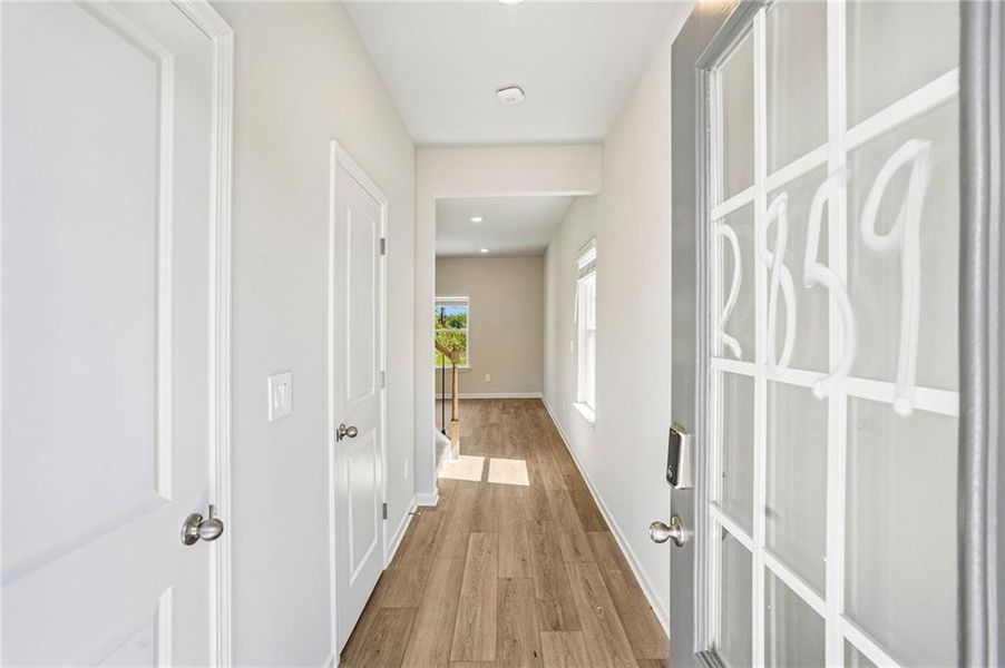 Spacious, unfurnished interior of a new home in Hawthorne Station, College Park (Image 36).