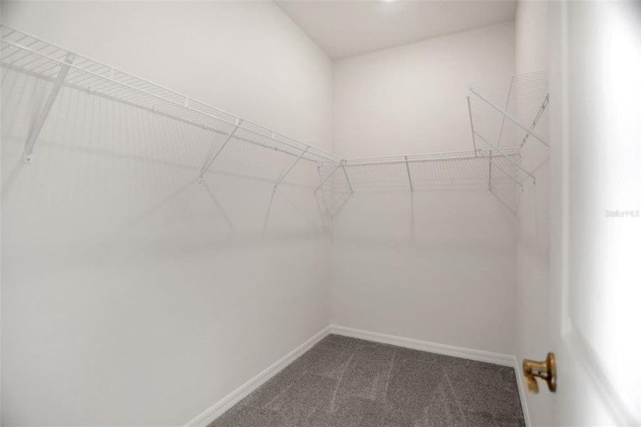 Spacious, unfurnished interior of a new home in Turnleaf, Punta Gorda (Image 34).