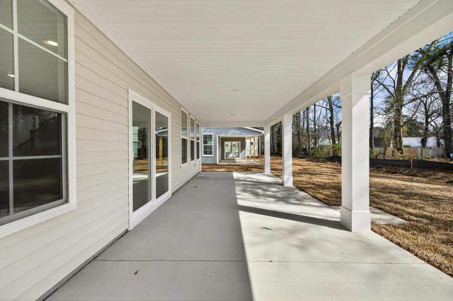 Exterior details and patio area of a home in Oak Bend, James Island (Image 2). Exterior details and patio area of a home in Oak Bend, James Island (Image 2).