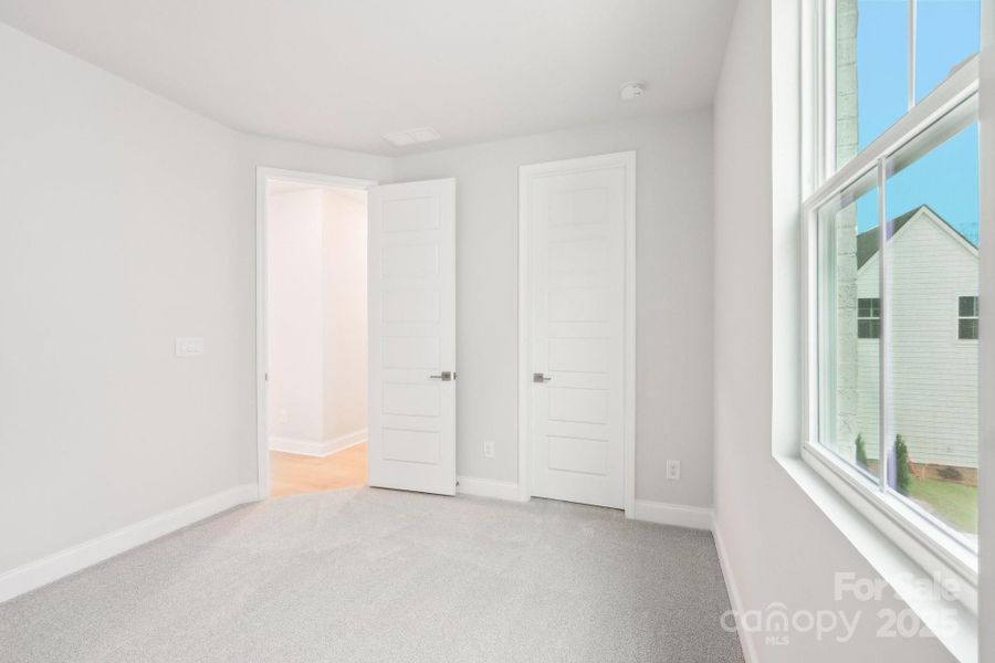 Secondary bedroom