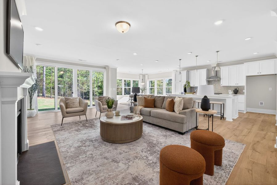 Furnished interior view inside a new home in Edgewater - Harbor Pointe, Lancaster (Image 11).