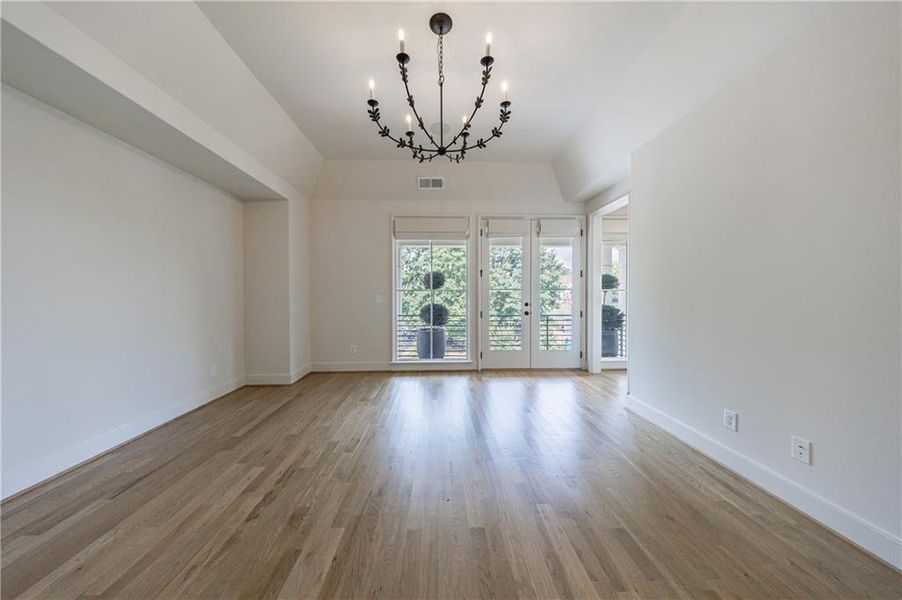 Spacious, unfurnished interior of a new home in Delmont, Atlanta (Image 43).