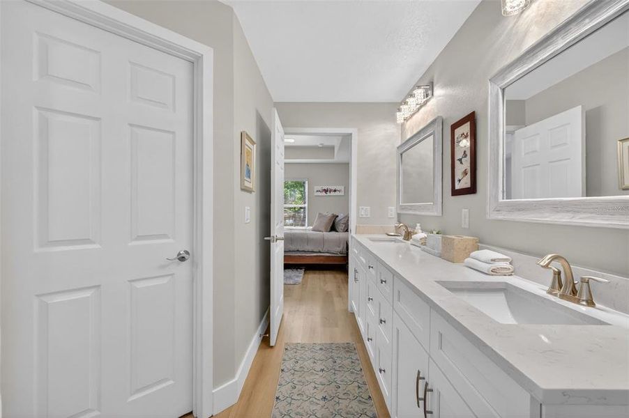 Furnished interior view inside a new home in , Mount Dora (Image 9).