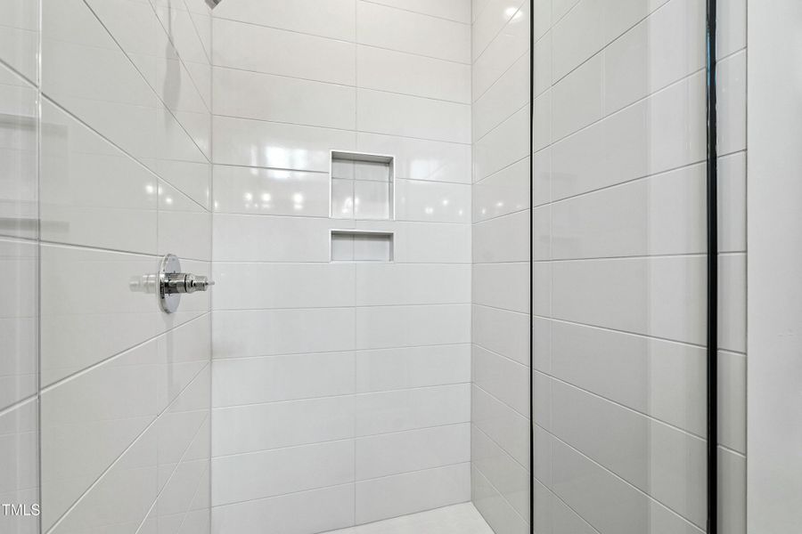 tempImage9GZZzC tempImage9GZZzC