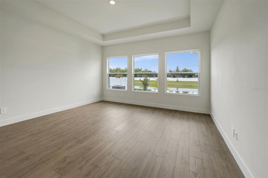 Spacious, unfurnished interior of a new home in Lakeview Crossing – Classic Series, Sarasota (Image 15). Spacious, unfurnished interior of a new home in Lakeview Crossing – Classic Series, Sarasota (Image 15).