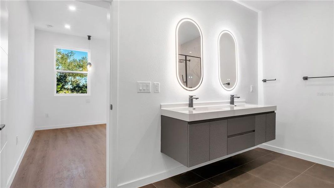 Furnished interior view inside a new home in , St. Petersburg (Image 17).