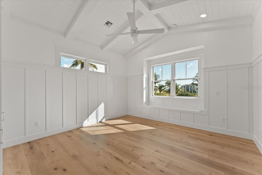 Spacious, unfurnished interior of a new home in , Boca Grande (Image 44).