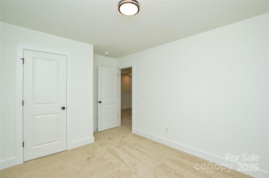 Spacious, unfurnished interior of a new home in , Mount Holly (Image 15).