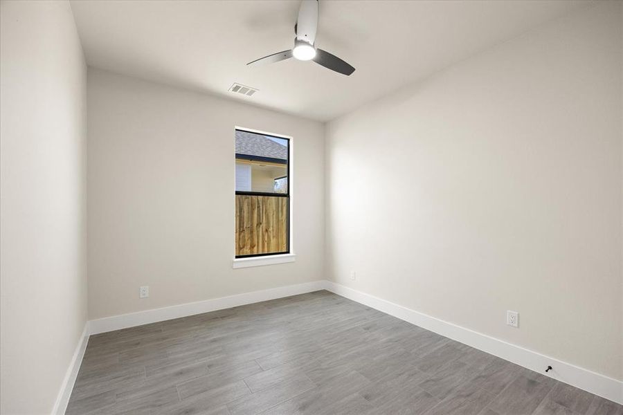 Spacious, unfurnished interior of a new home in , Granbury (Image 28).