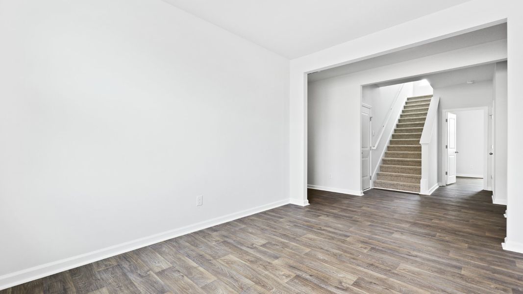 Representative unfurnished interior of a home built from the DARBY-EXP by D.R. Horton in Hillcrest, Ravenel (Image 19).