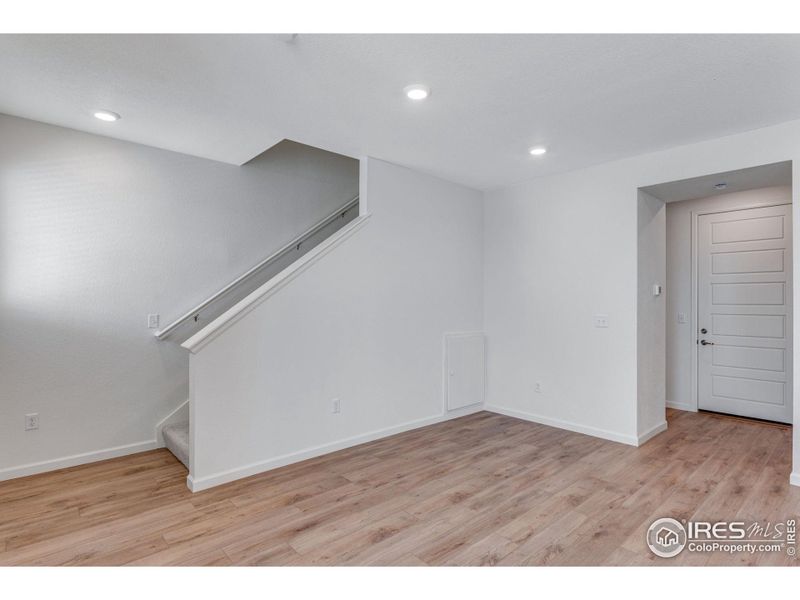 Spacious, unfurnished interior of a new home in Westside Crossing Townhomes, Berthoud (Image 27).