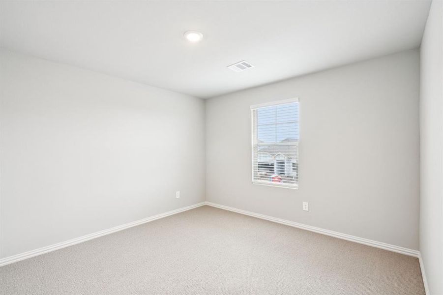 Spacious, unfurnished interior of a new home in Lakehaven - Premier Series, Farmersville (Image 36).