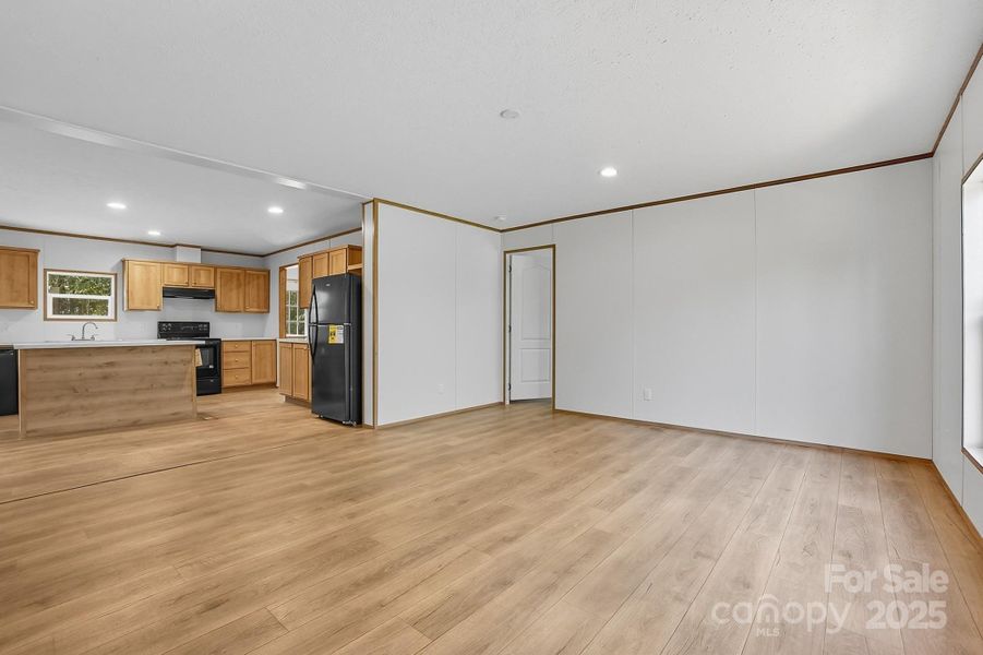 Spacious, unfurnished interior of a new home in , Kings Mountain (Image 31). Spacious, unfurnished interior of a new home in , Kings Mountain (Image 31).