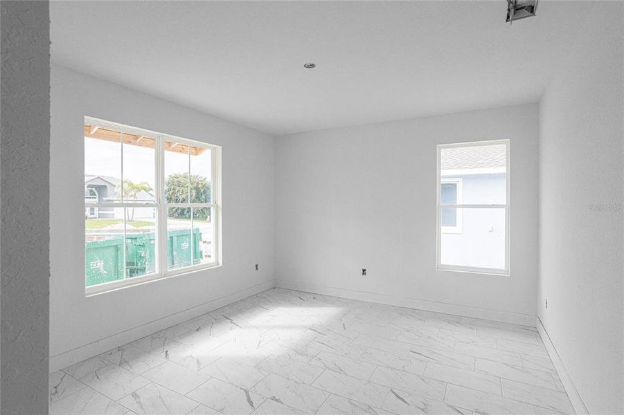 Spacious, unfurnished interior of a new home in , Englewood (Image 14).