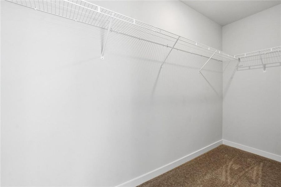 Spacious, unfurnished interior of a new home in Creekbend Overlook, South Fulton (Image 24).