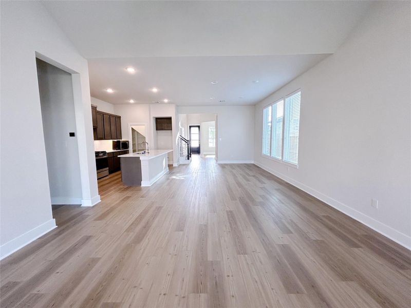 Image 37 of a home in Cross Creek Ranch 45′.