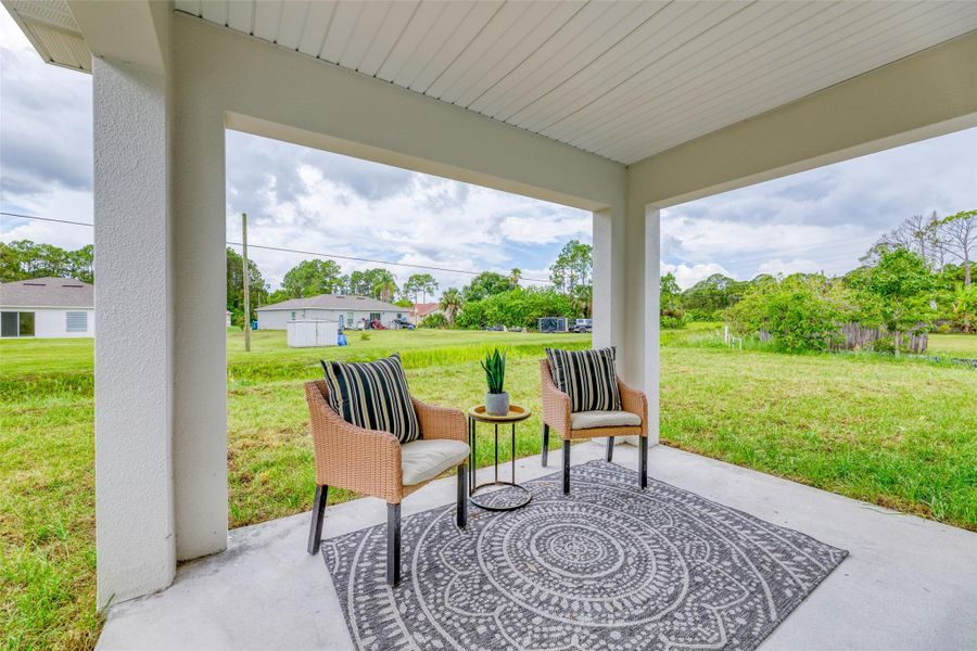 Exterior details and patio area of a home in , Palm Bay (Image 28).