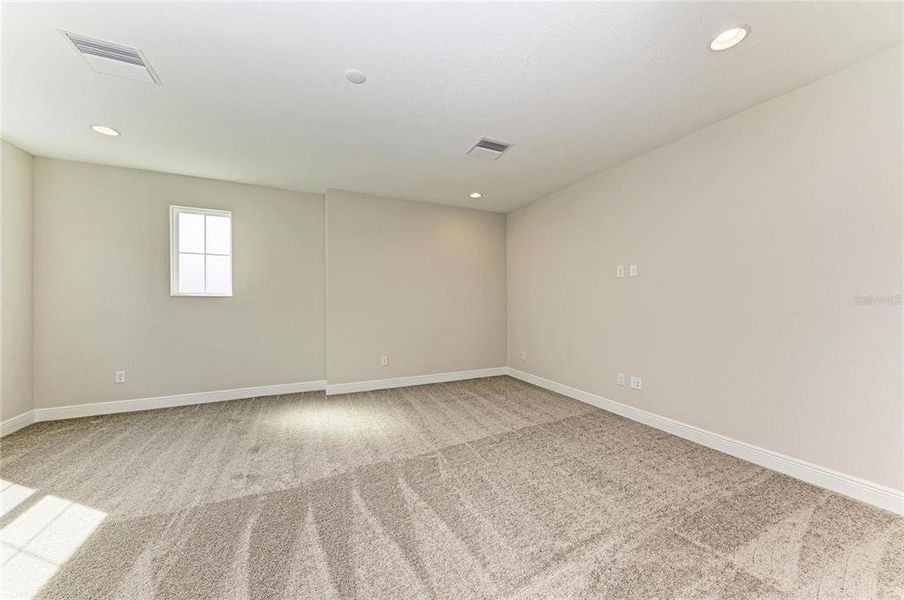 Spacious, unfurnished interior of a new home in Hawkstone, Lithia (Image 21).